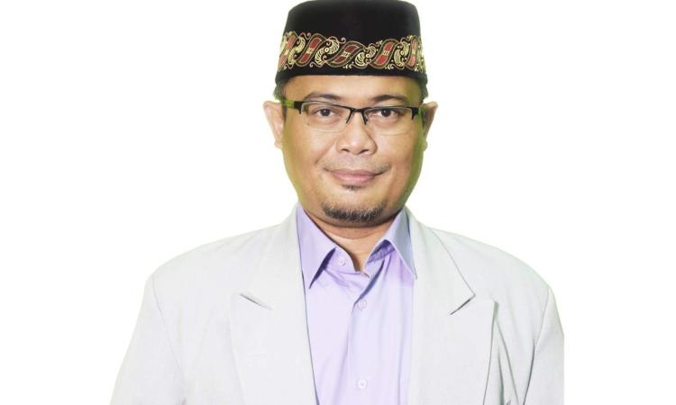 ustadz ahmad sarwat